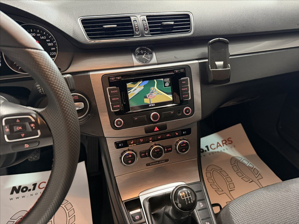 Volkswagen Passat Kombi 1,4 l 90 kw