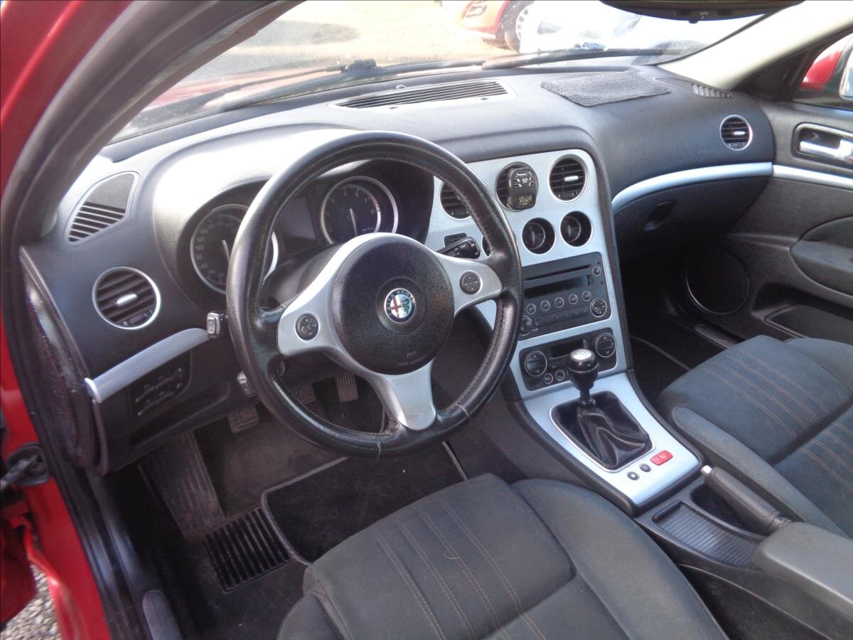 Alfa Romeo 159 Sedan / Limuzína 1,9 l 118 kw