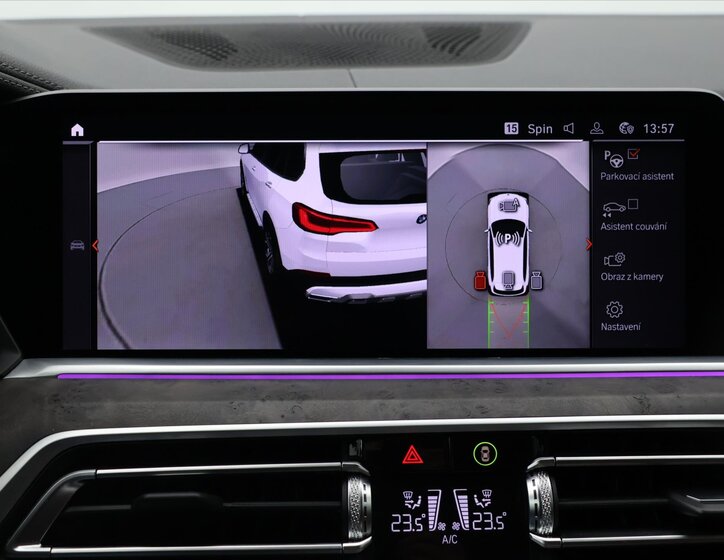 BMW X5 SUV 3,0 l 210 kw