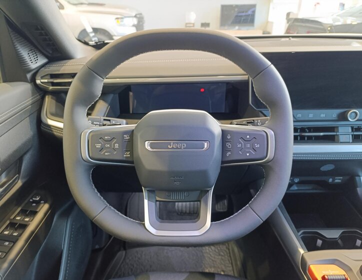 Jeep Compass SUV / Terénní 1,2 l 107 kw