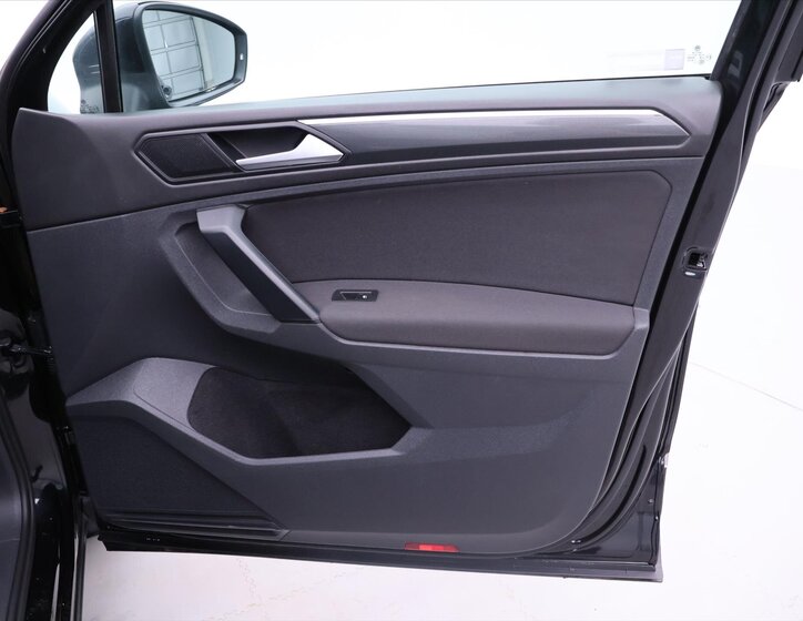 Volkswagen Tiguan SUV / Terénní 1,5 l 110 kw