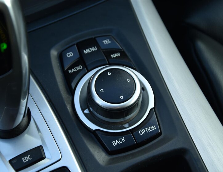 BMW X6 SUV / Terénní 4,4 l 408 kw