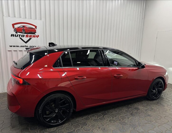 Opel Astra Hatchback 1,6 l 133 kw