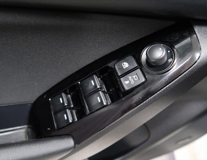 Mazda 3 Hatchback 2,0 l 121 kw