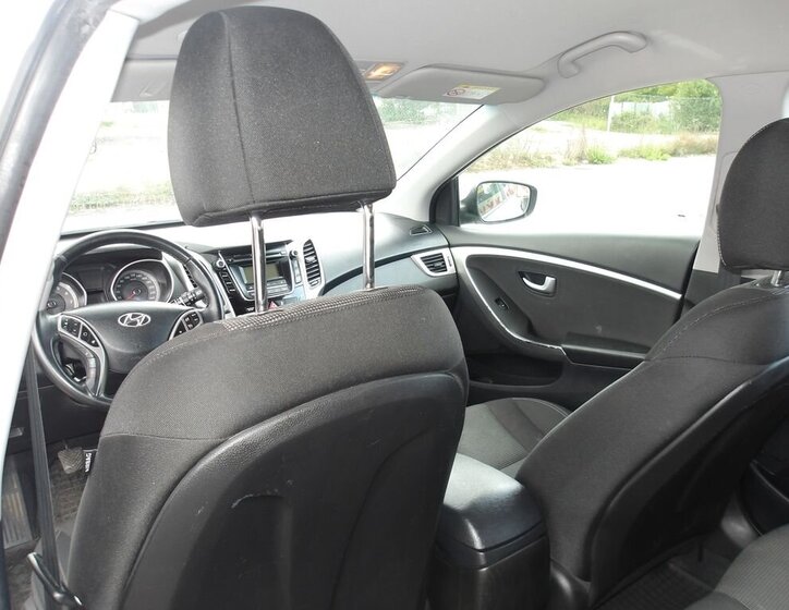 Hyundai i30 Kombi 1,6 l 88 kw