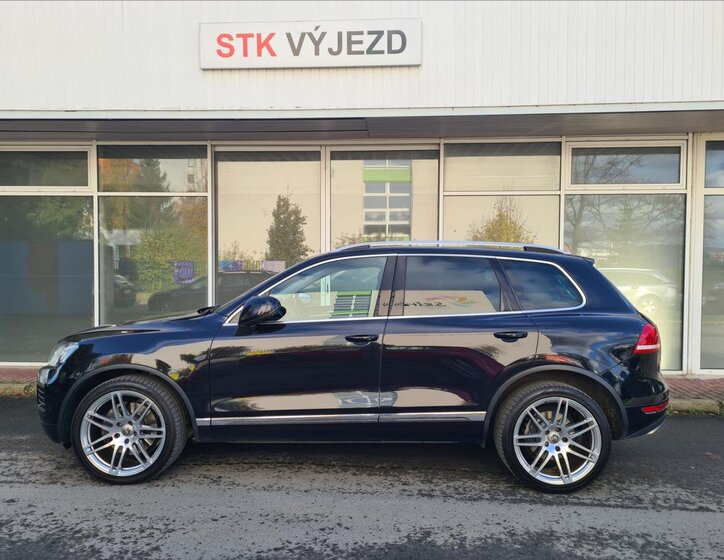 Volkswagen Touareg SUV 4,1 l 250 kw