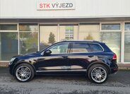 Volkswagen Touareg SUV 4,1 l 250 kw