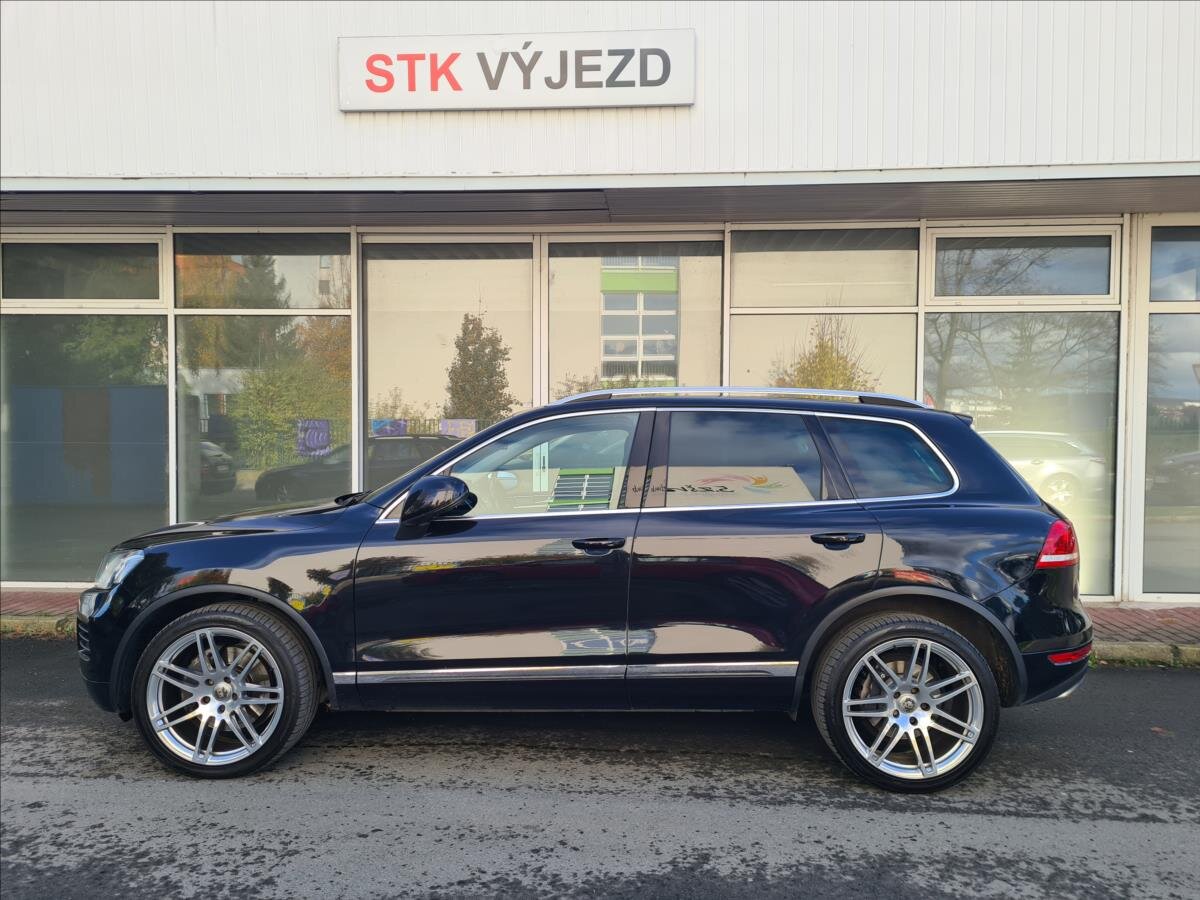 Volkswagen Touareg SUV 4,1 l 250 kw