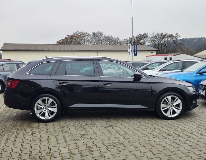Škoda Superb 4