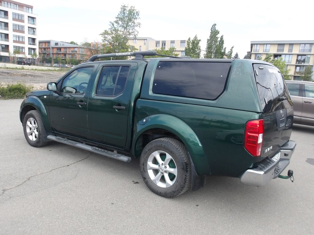 Nissan Navara Pick-up 2,5 l 126 kw