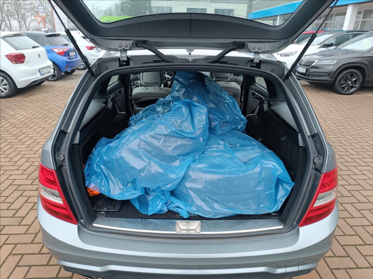 Mercedes-Benz Třídy C Kombi 2,1 l 150 kw