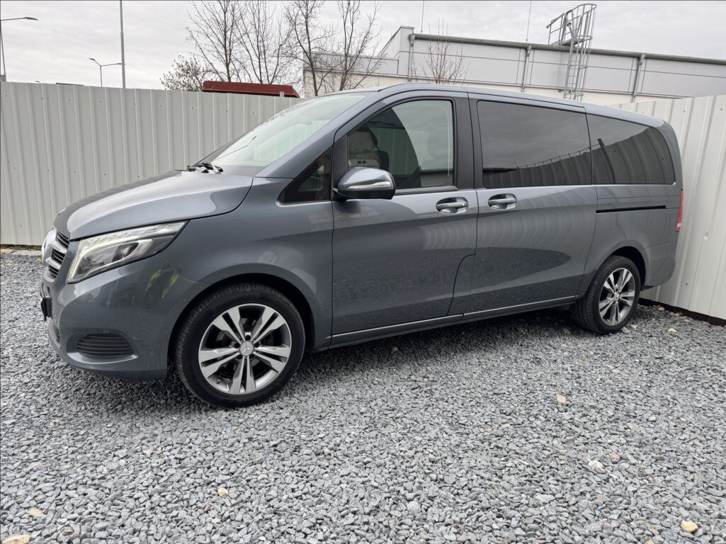 Mercedes-Benz Třídy V Kombi 2,1 l 120 kw