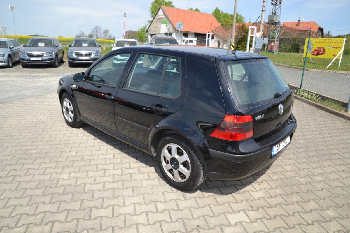 Volkswagen Golf Hatchback 1,4 l 55 kw