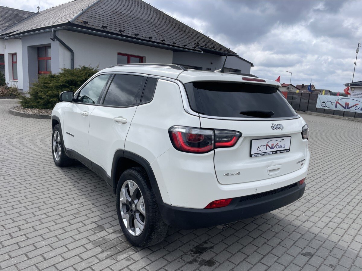 Jeep Compass SUV / Terénní 2,0 l 103 kw