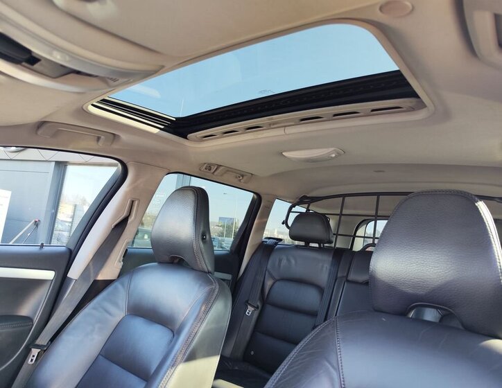 Volvo XC70 Kombi 2,4 l 158 kw