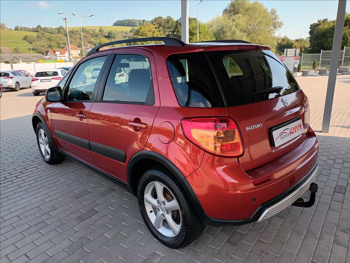 Suzuki SX4 Hatchback 1,6 l 79 kw