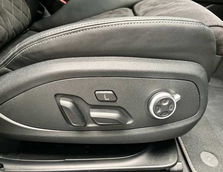 Audi RS4 Kombi 2,9 l 331 kw