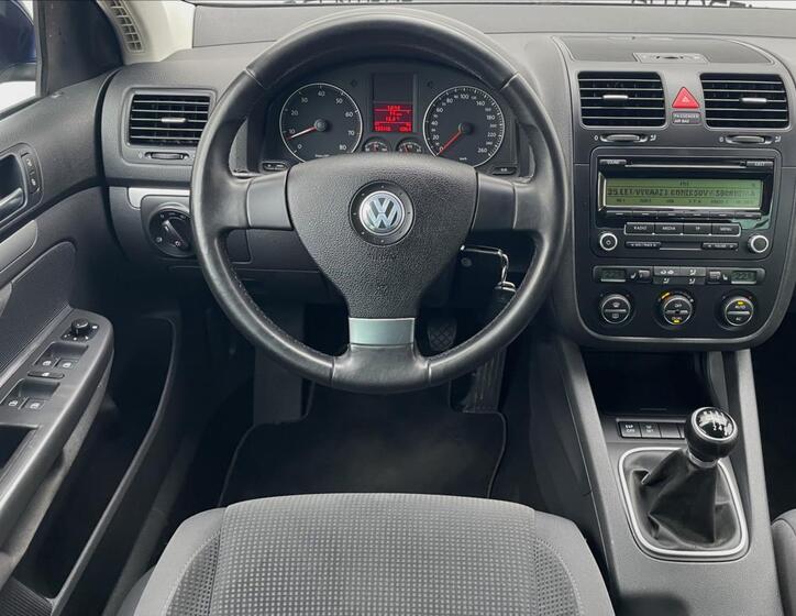 Volkswagen Golf 12