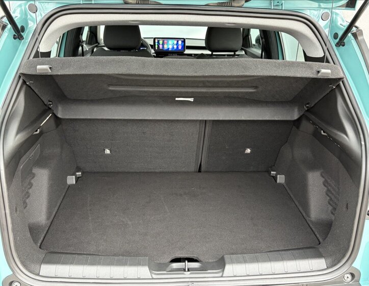 Jeep Avenger Sedan / Limuzína 1,2 l 74 kw