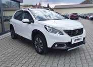 Peugeot 2008 SUV / Terénní 1,2 l 81 kw