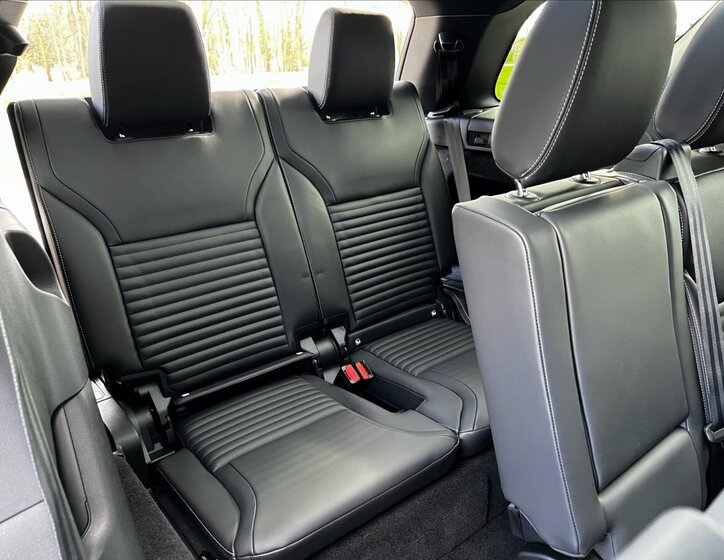 Land Rover Discovery SUV / Terénní 3,0 l 257 kw