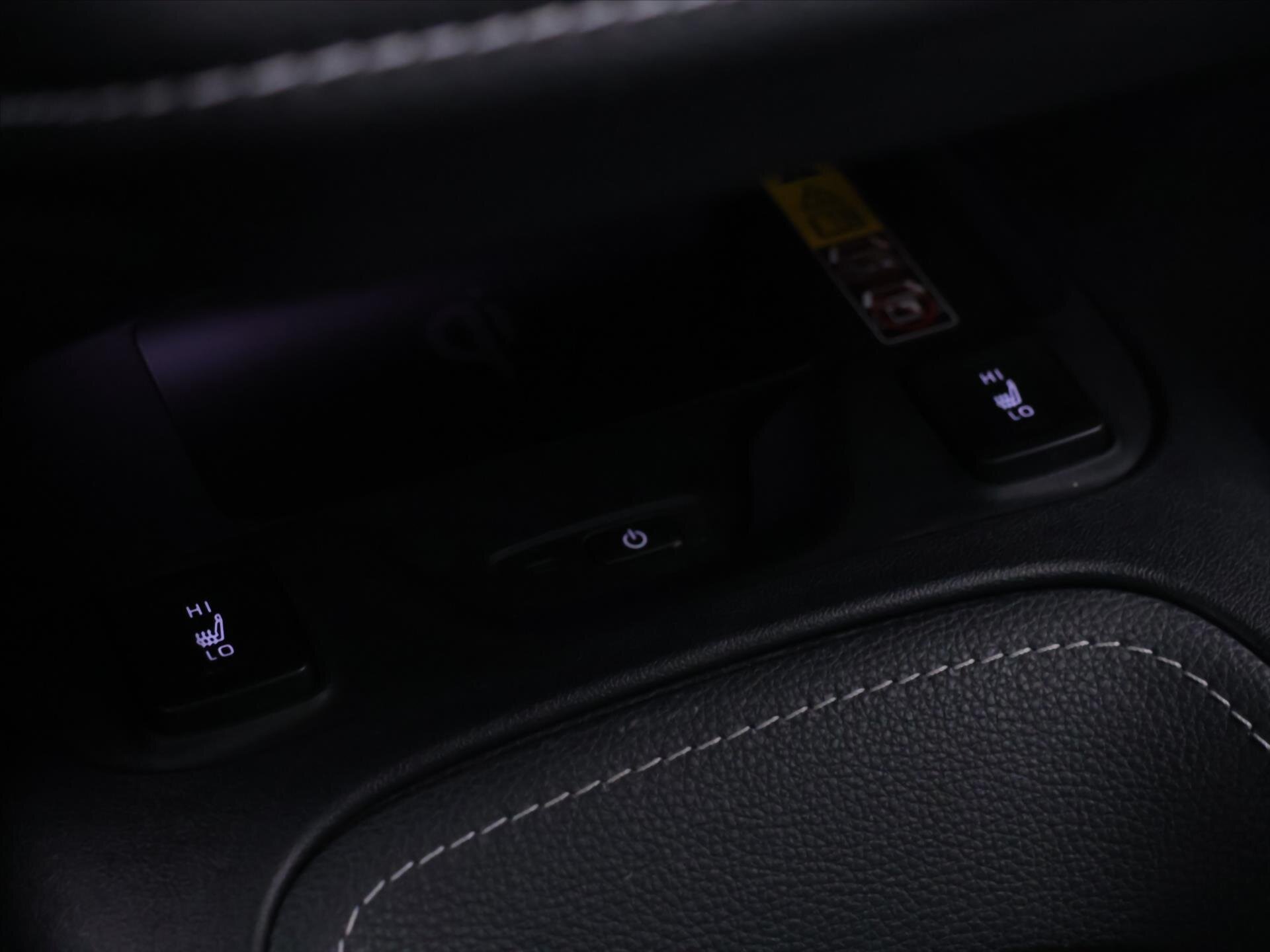 Toyota Corolla Kombi 2,0 l 112 kw