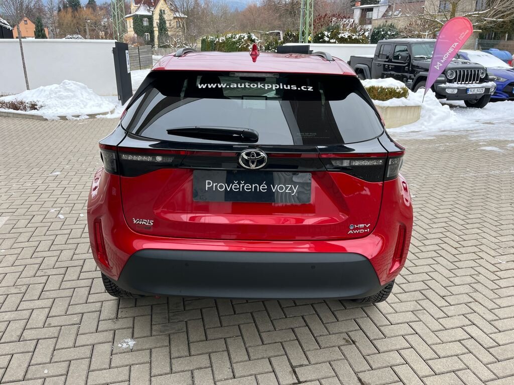 Toyota Yaris Cross SUV 1,5 l 68 kw