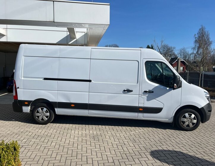Nissan Interstar Skříň 2,3 l 100 kw