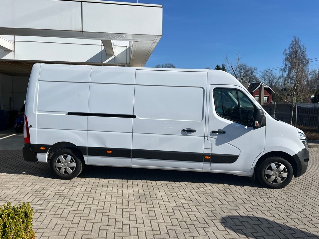Nissan Interstar Skříň 2,3 l 100 kw