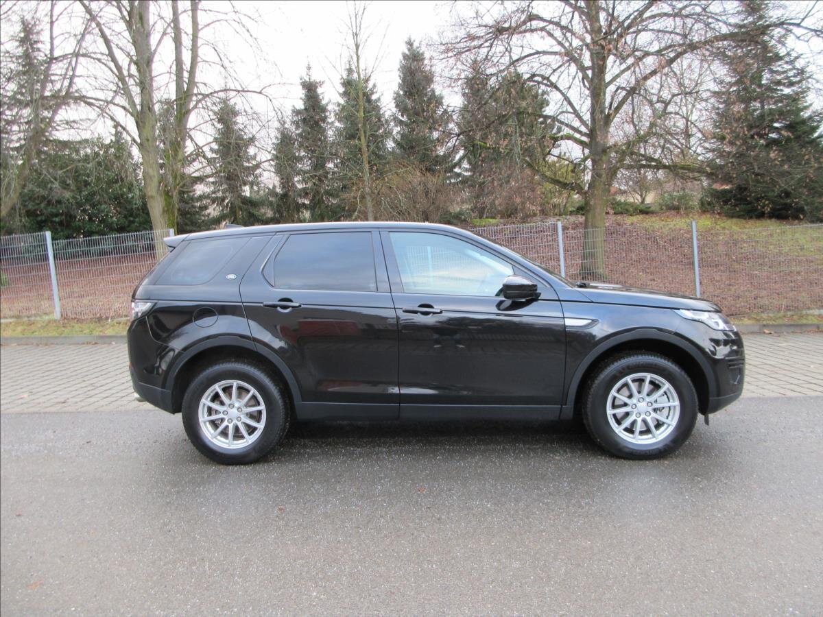 Land Rover Discovery Sport SUV 2,0 l 110 kw