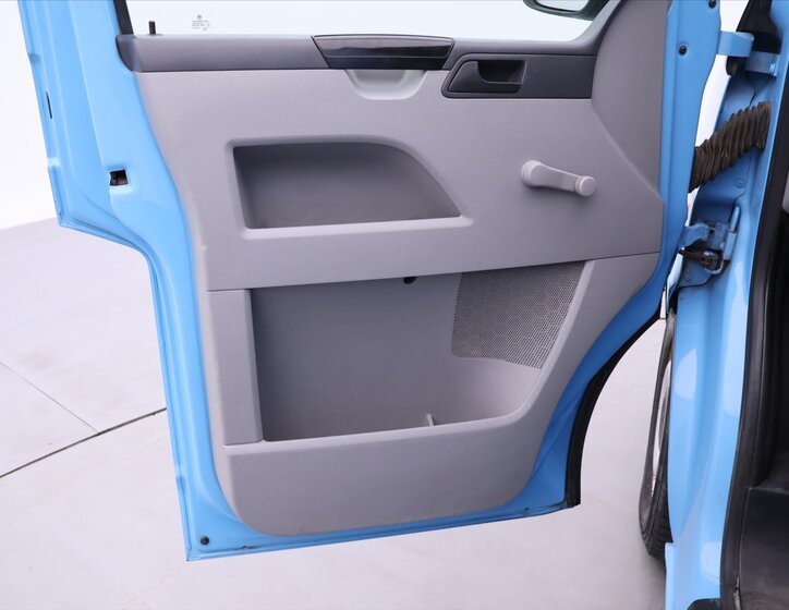 Volkswagen Transporter 11