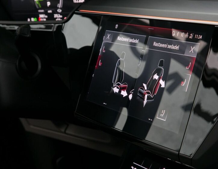 Audi e-tron SUV 0,0 300 kw