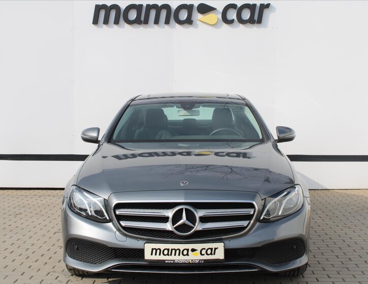 Mercedes-Benz Třídy E Sedan / Limuzína 2,0 l 155 kw