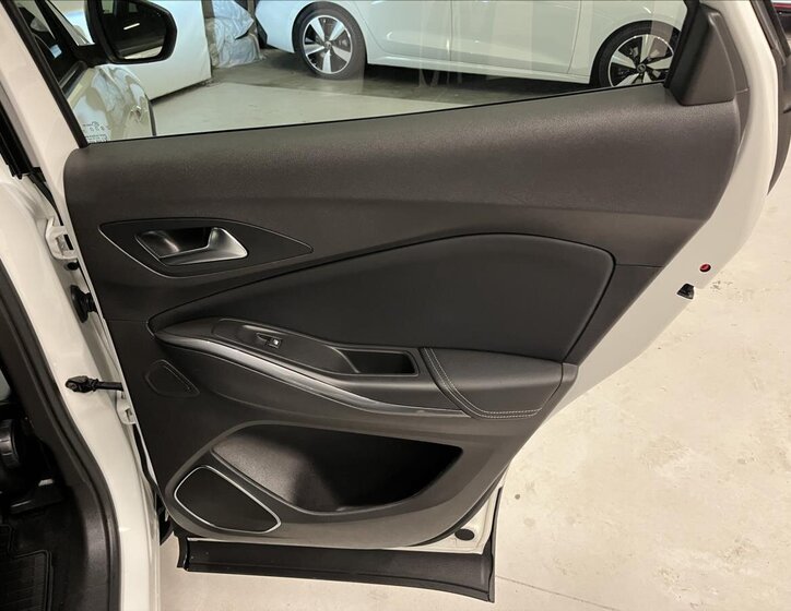 Opel Grandland X 31