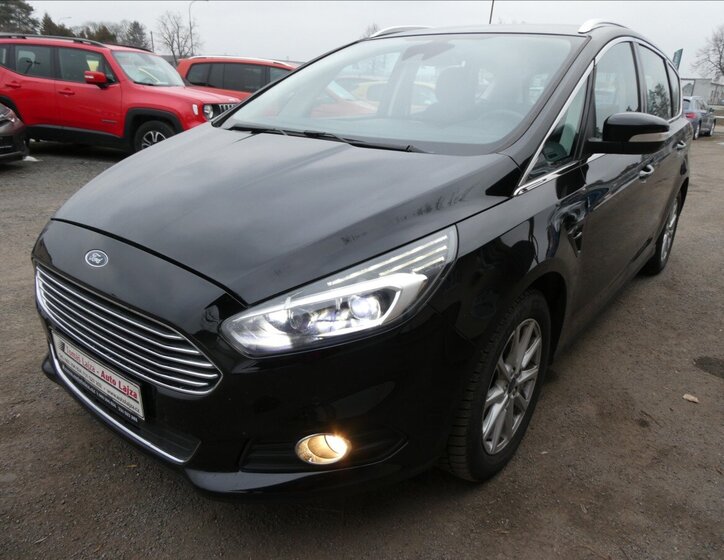Ford S-MAX MPV 2,0 l 110 kw