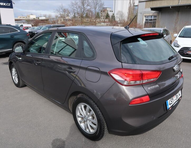 Hyundai i30 Hatchback 1,4 l 73 kw