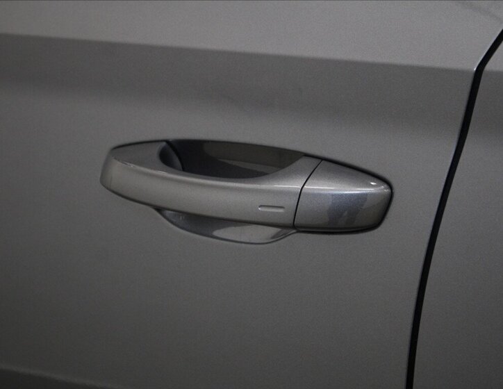 Škoda Superb Kombi 2,0 l 147 kw