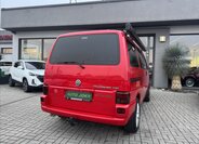 Volkswagen Multivan 5