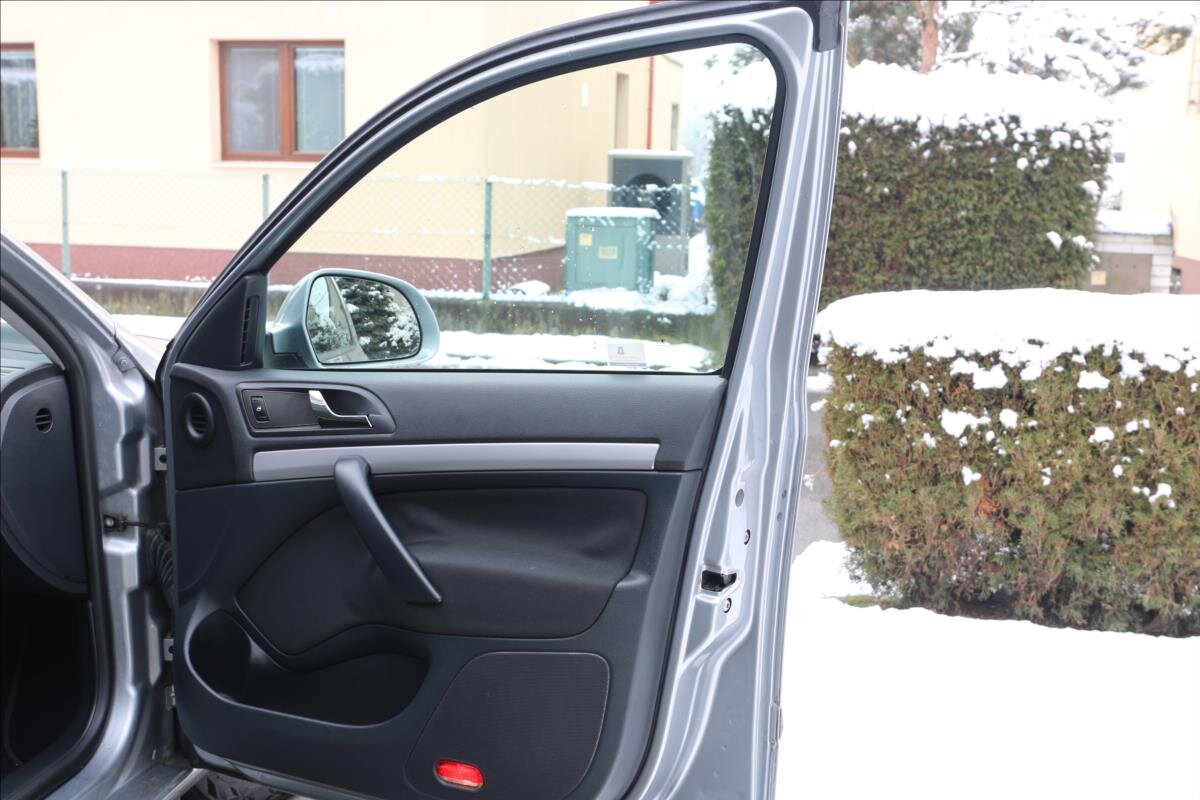 Škoda Octavia Kombi 1,6 l 77 kw