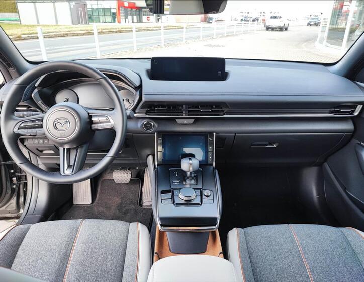 Mazda MX-30 13