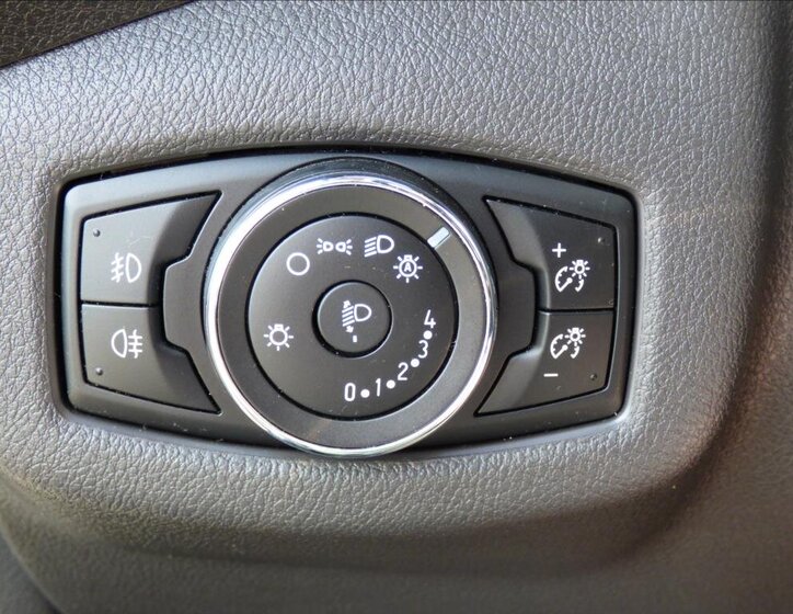 Ford Transit Connect MPV 1,5 l 88 kw