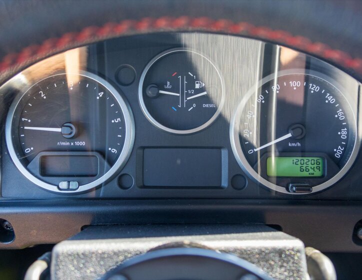 Land Rover Defender SUV 2,2 l 90 kw