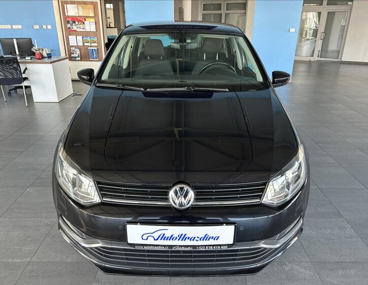 Volkswagen Polo 2