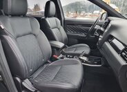 Mitsubishi Outlander SUV 2,4 l 165 kw