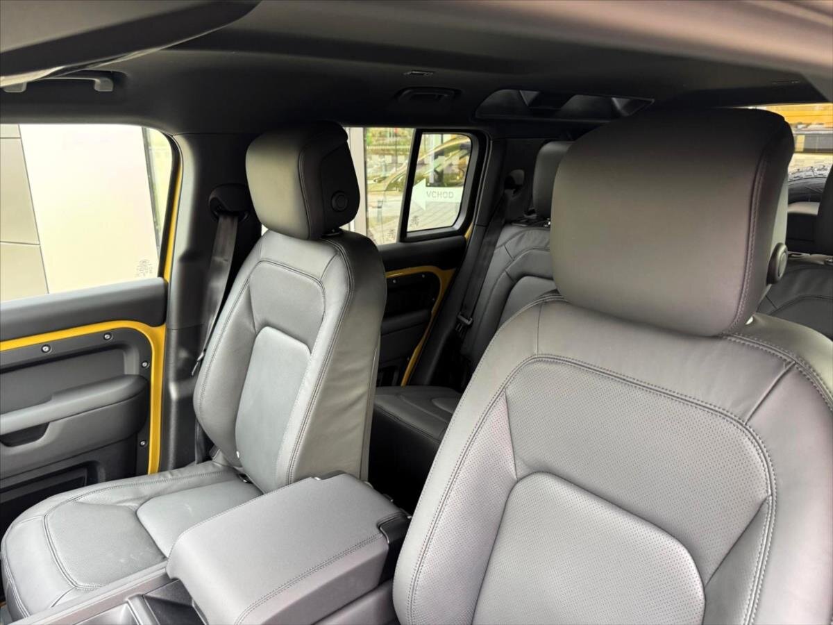 Land Rover Defender SUV 3,0 l 257 kw