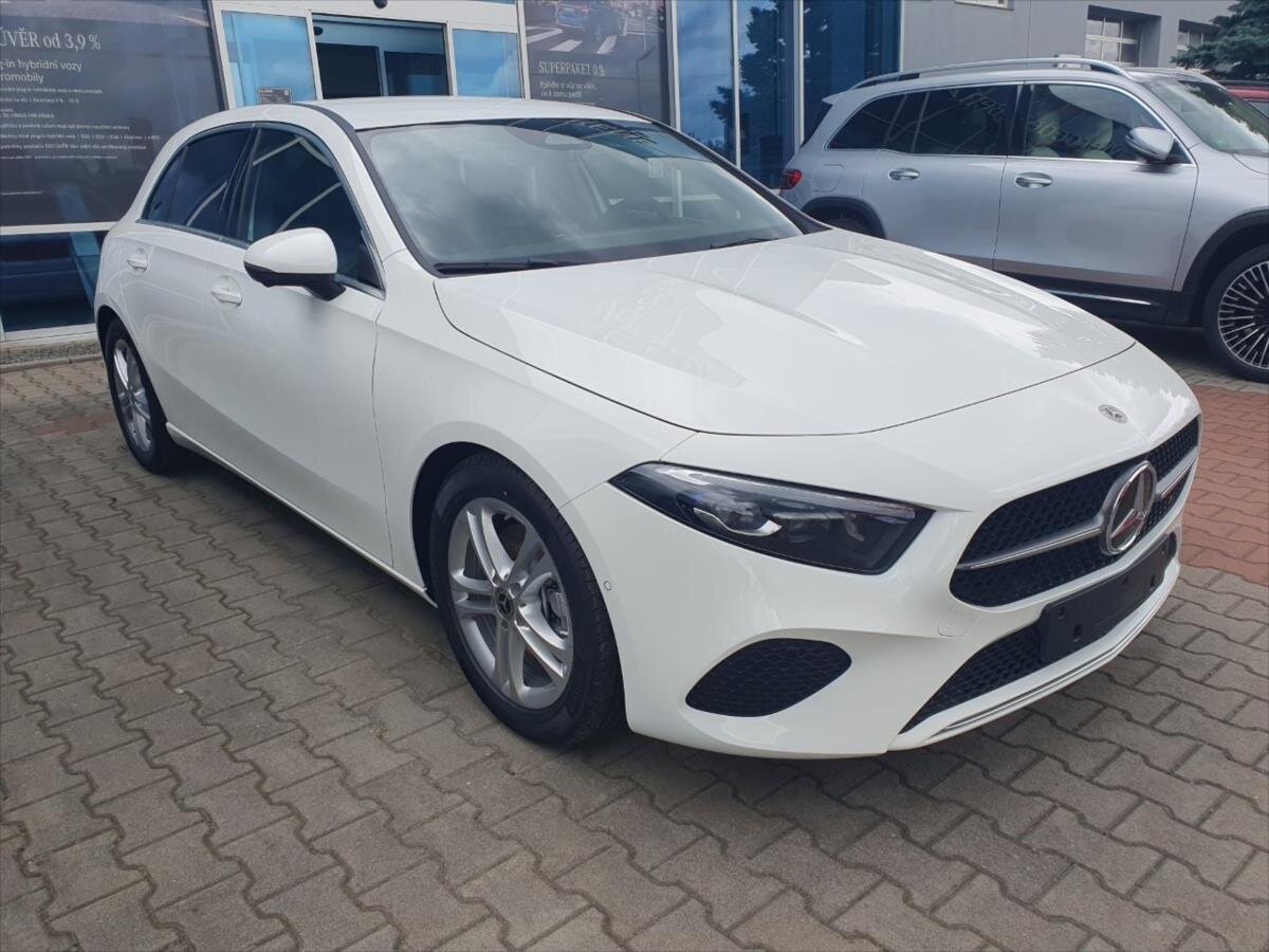 Mercedes-Benz Třídy A Hatchback 2,0 l 150 kw