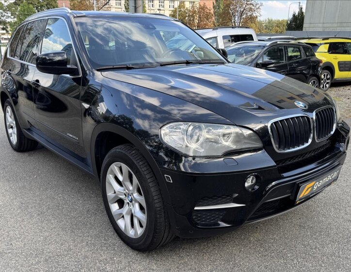 BMW X5 SUV / Terénní 3,0 l 180 kw