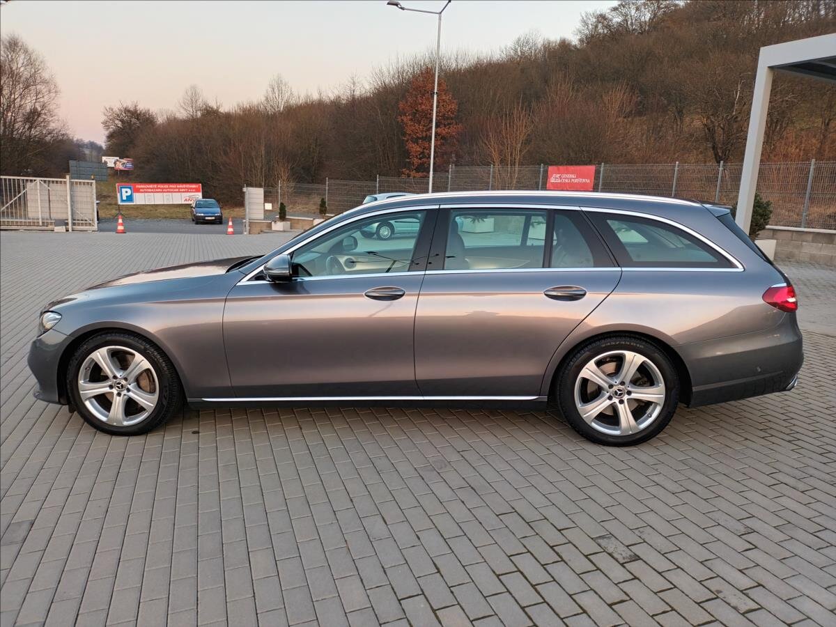 Mercedes-Benz Třídy E Kombi 3,0 l 190 kw