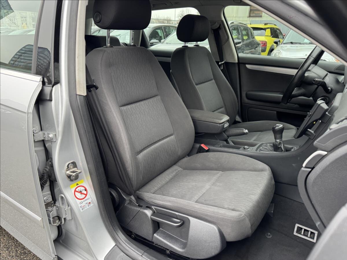 Audi A4 Kombi 2,0 l 103 kw