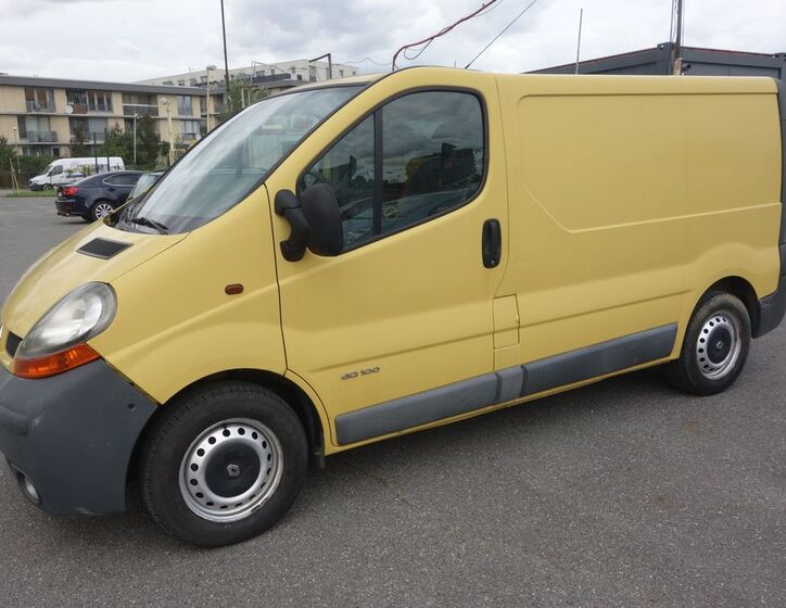 Opel Vivaro 2